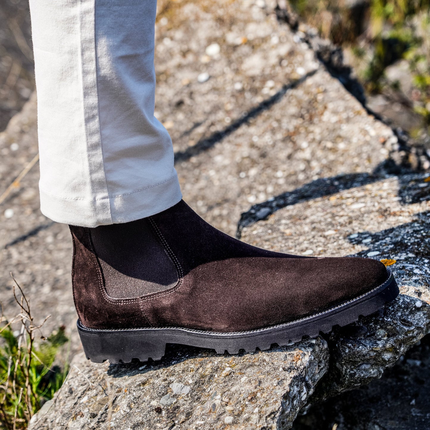 Chelsea24 Dark Brown Suede Chelsea Boots